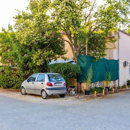 Dario Apartment *